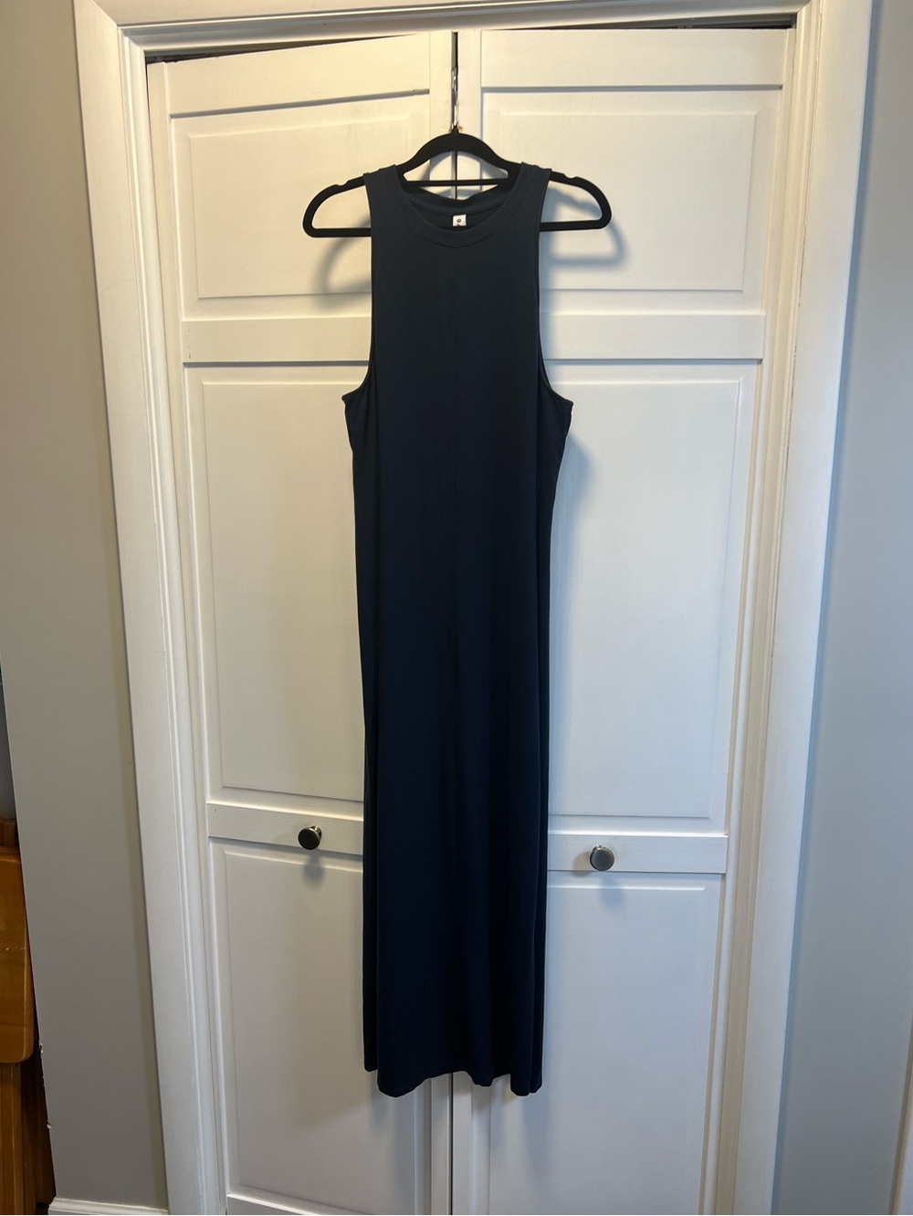 Athleta Navy Sleeveless Maxi Dress Size Medium Petite